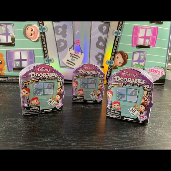 Disney Doorables - Picture 1 of 2